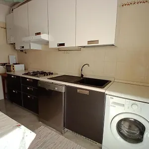 Giardino Apartment